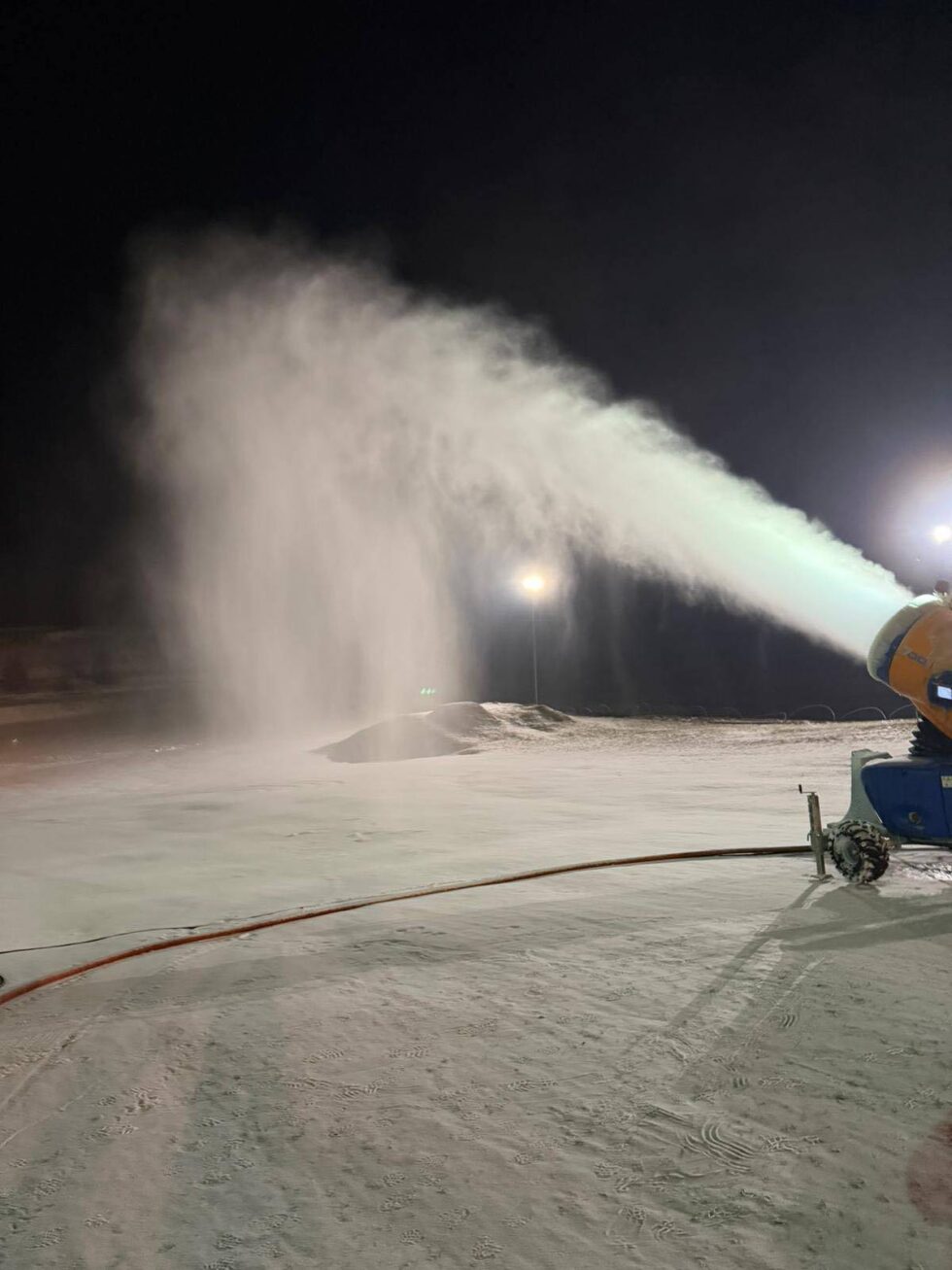 Wiemy, kiedy stok w Myślęcinku otwiera się dla narciarzy! Dwie armatki w akcji. „Babcia” tworzy idealny śnieg