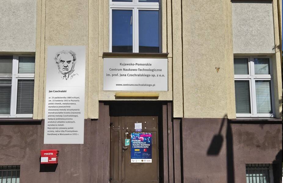 Rektor Politechniki Bydgoskiej napisał list do marszałka Całbeckiego. „Wyraz sprzeciwu i oburzenia”