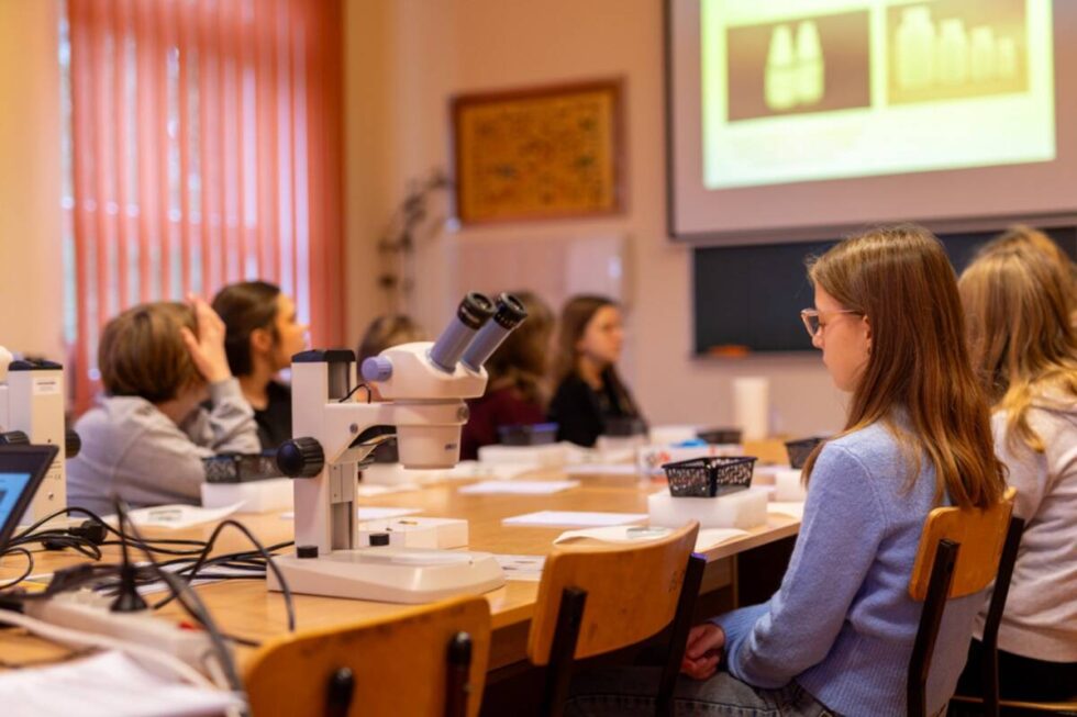 Noc Biologów na UKW. Naukowcy odkrywają przed wszystkimi tajemnice świata roślin i zwierząt