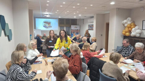 Angielski bez metryki. W tym projekcie seniorzy uczą się od młodzieży