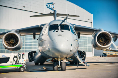 Wojskowe Zakłady Lotnicze nr 2 z szansą na rozwój. Brazylijczycy prezentują transportowy samolot Embraer C-390 Millenium