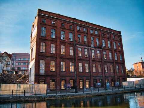 Przebudowa dawnej Farbiarni Wilhelma Koppa