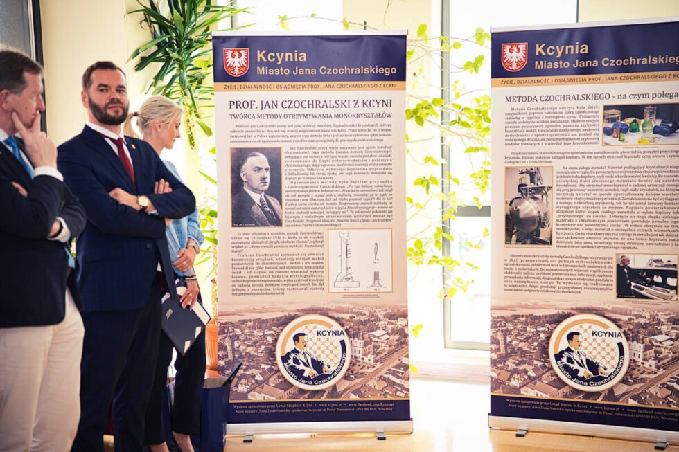 Wystawa o Janie Czochralskim na UKW. Urodził się 50 km od Bydgoszczy. Jego odkrycie otworzyło drogę do smartfonów [ZDJĘCIA]