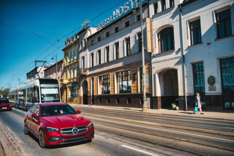 Do końca lata powstanie nowe przejście dla pieszych przez ulicę marszałka Focha. Tuż przy operze