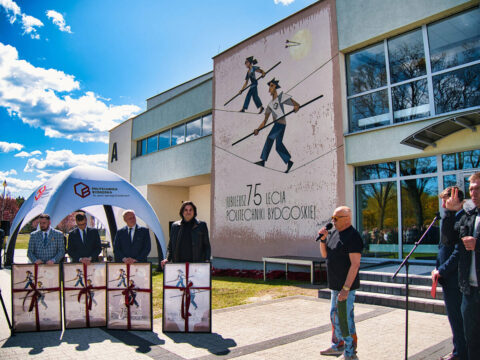 Odsłonięcie muralu na Politechnice Bydgoskiej