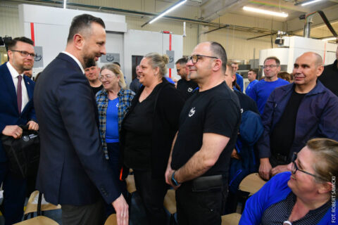 Prawie trzy i pół miliarda złotych dla Belmy. Na miny, kasety i miotacze dla Tarczy Wschód