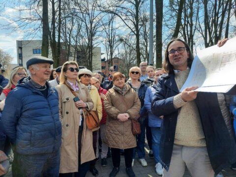 Mieszkańcy Szwederowa przenieśli się w czasie o setki lat. Tam, gdzie w miejscu ich bloków kręcił się wiatrak [ZDJĘCIA]