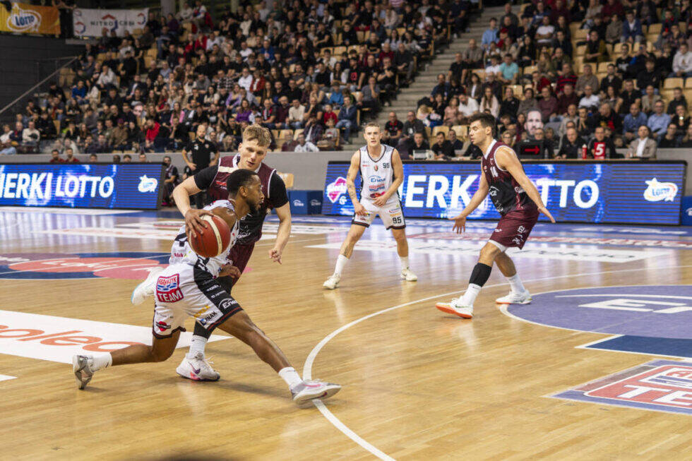 Koszykarze Enei Abramczyk Astorii zaczynają grę o awans do ekstraklasy. Na starcie rywalem Kotwica Kołobrzeg