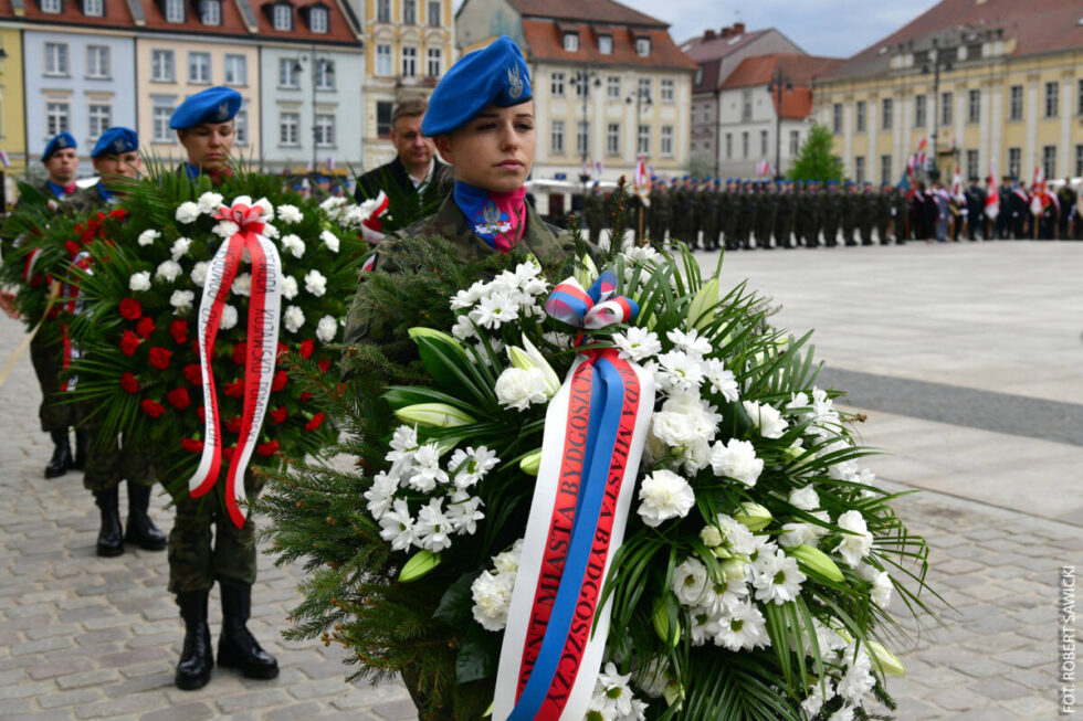 Narodowy Dzień Zwycięstwa. Niech pamięć o bohaterach nigdy nie ustanie!