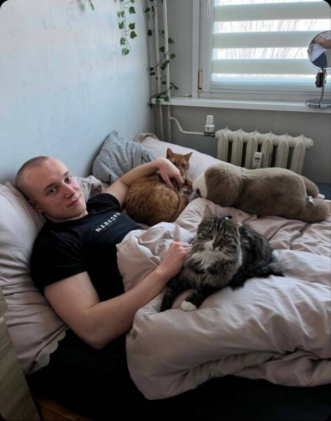 Student UKW chciał służyć dla bezpieczeństwa mieszkańców. Niestety, nowotwór i powikłania po operacji sprawiły, że będzie musiał walczyć o powrót do zdrowia