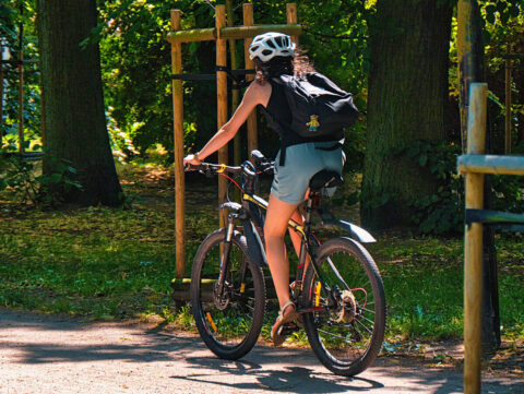 Do szkoły i pracy jeździmy rowerami. Aktywne Miasta promują jednoślady i zapraszają do konkursów z atrakcyjnymi nagrodami