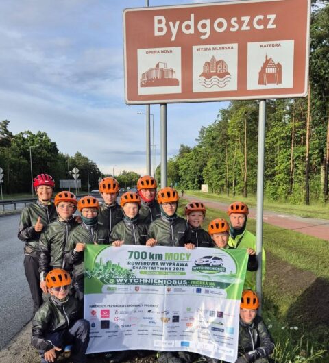 700 km ze Śląska aż do Gdańska. Młodzi ludzie zbierają pieniądze na WytchnienioBusa oraz kilometry w Rowerowej Stolicy Polski