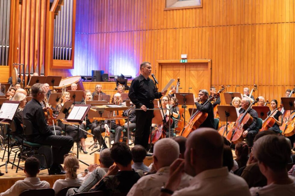 „Towarzysze, budujcie oszczędniej!”, czyli Filharmonia Pomorska przed trzyletnim remontem – ostatni koncert już w  70-letniej sali