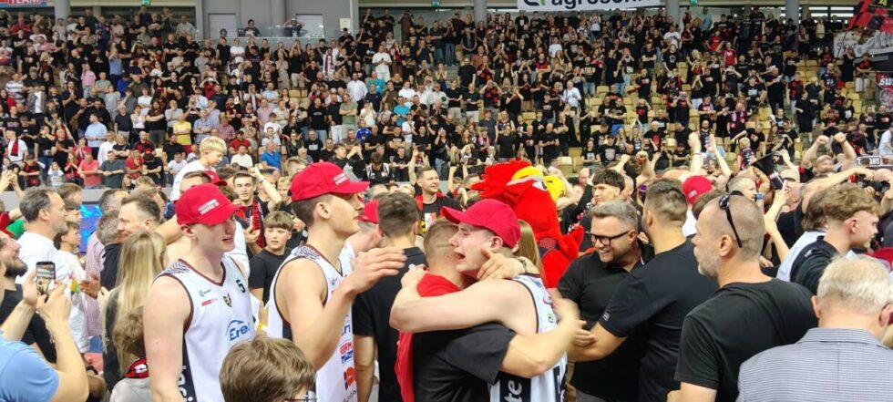 „Podpalał” trybuny w Bydgoszczy. Teraz będzie grał dla mistrza Polski – Jakub Andrzejewski odchodzi z Enei Abramczyk Astorii