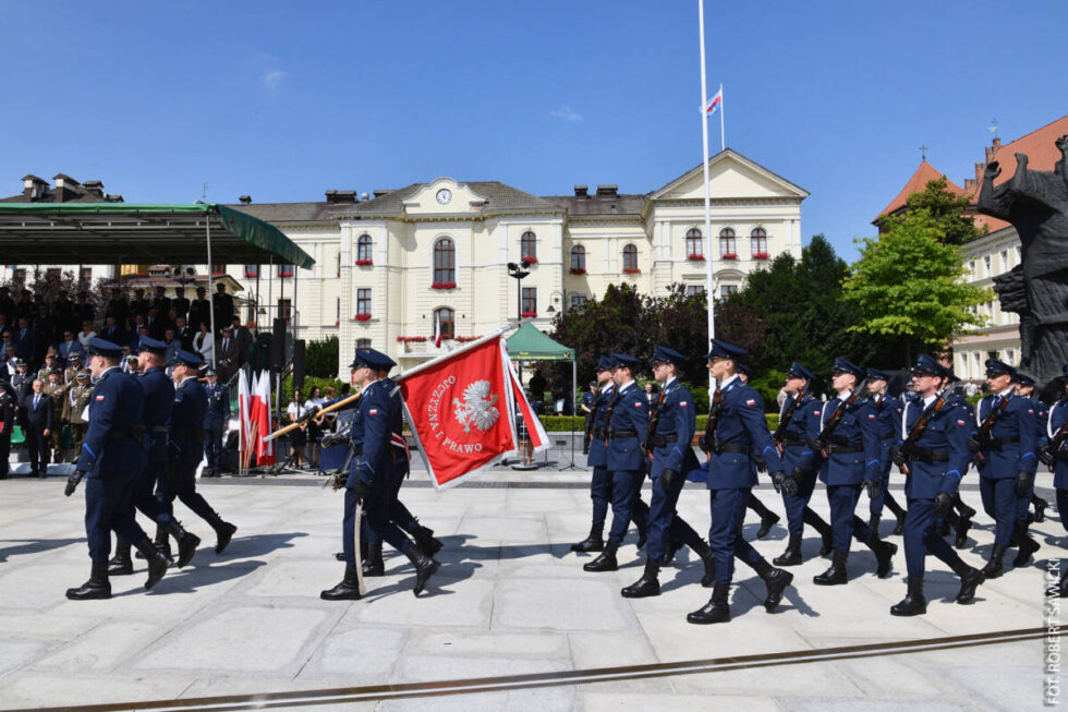Policjanci z regionu świętowali w Bydgoszczy – na co dzień są tam, gdzie potrzebna jest pomoc