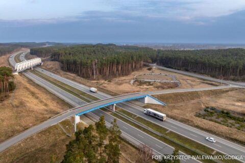 Autostrada na trzy pasy w naszym regionie - prognozy ruchu aut mówią o dziesiątkach tysięcy pojazdów