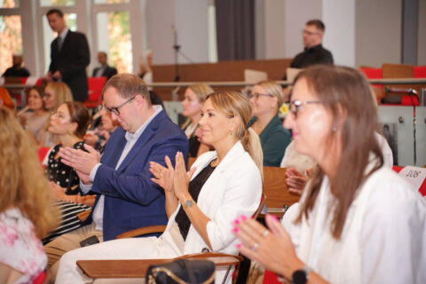 Wręczenie aktów nadania stopnia awansu zawodowego nauczyciela dyplomowanego
