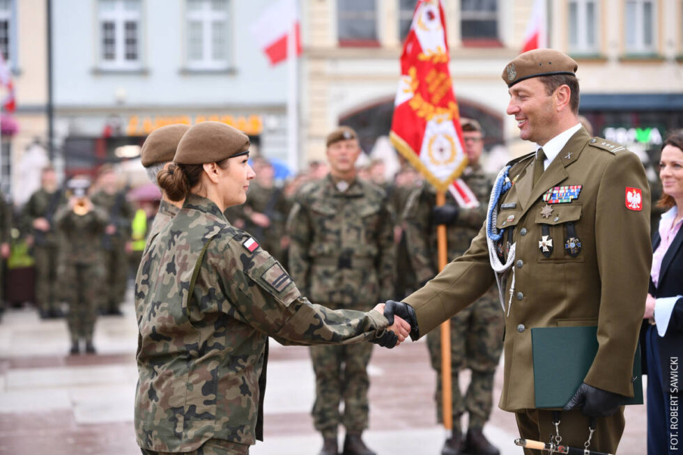 Święto 8. Kujawsko-Pomorskiej Brygady Obrony Terytorialnej. Wojskowa przysięga nowych żołnierzy [ZDJĘCIA]