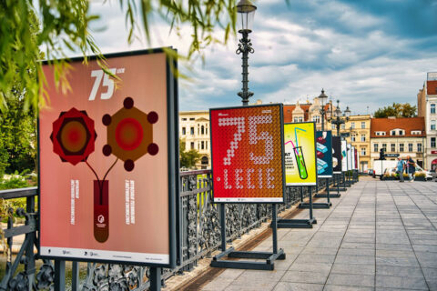 75 lat Politechniki Bydgoskiej - wystawa plakatów na Moście Staromiejskim [ZDJĘCIA]