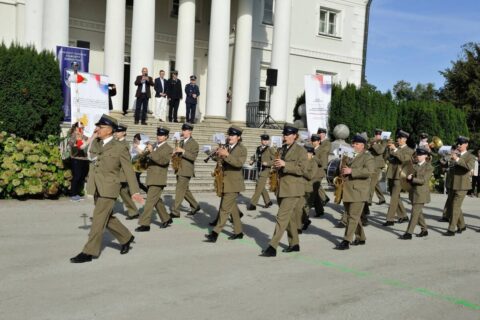 Nie zaczynali w szkołach muzycznych. W „Kujawii” uczą się grać i być razem