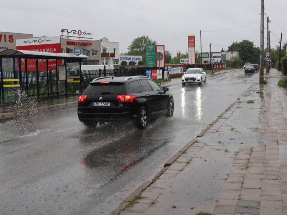 Kolejny etap robót na Górzyskowie. Inowrocławska zamknięta od Lidla do skrzyżowania ze Skorupki. To tam często zalewało jezdnię [ZMIANY W RUCHU]