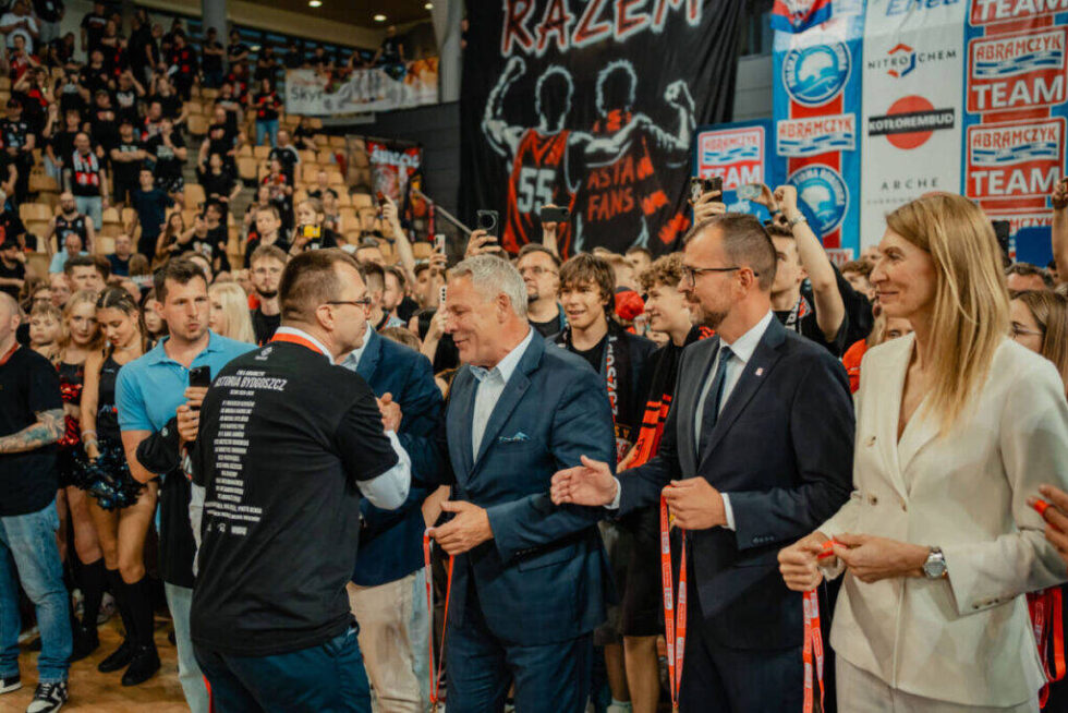Grzegorz Skiba uhonorowany przez Astorię Bydgoszcz. Koszulka z numerem 10 zastrzeżona przez klub